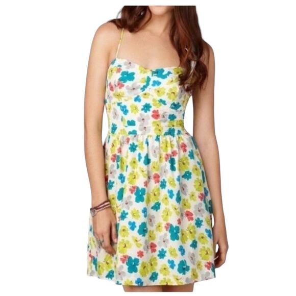 American Eagle Outfitters Dresses & Skirts - American Eagle Outfitters floral summer spaghetti strap dress
